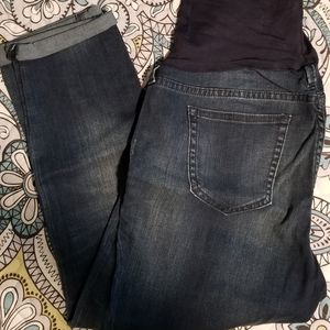 Gap Maternity cropped jeans